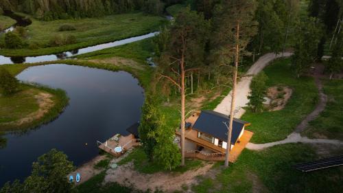 Polva County House | Lake view ODYL Holiday House with Sauna and Seasonal Hot-tub
