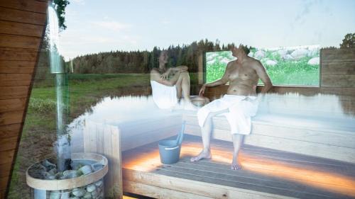 Polva County House | Lake view ODYL Holiday House with Sauna and Seasonal Hot-tub