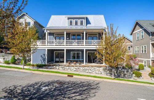 Chelan House | Lake & Vine Villa #15