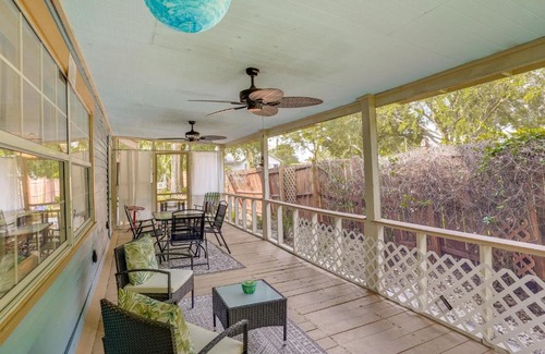 Lake Wales House | Lake Wales Vacation Rental with Screened-In Porch!