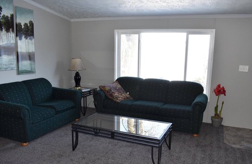 Neenah House | Lake Winnebago Vacation Rentals