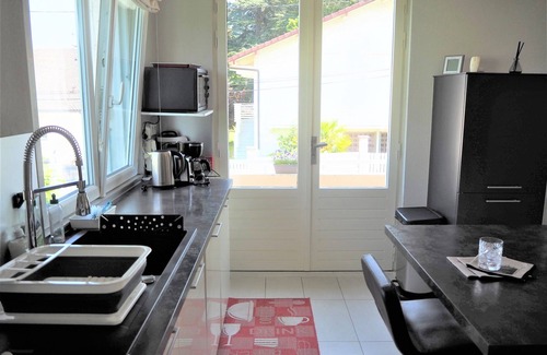 Publier House | Lakefront house with garden, close to beaches. 3.5 km from Evian