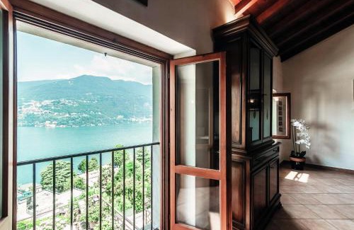 Blevio Apartment | Lakeframe - by MyHomeInComo