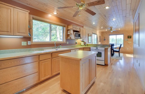 Birchwood Cabin | Lakefront Birchwood House w/Deck + Fire Pit!