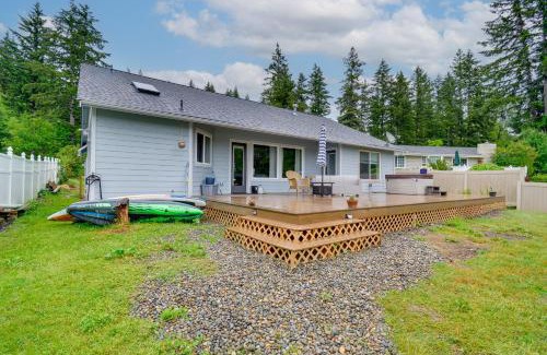 West Hills House | Lakefront Bremerton Vacation Rental with Hot Tub!