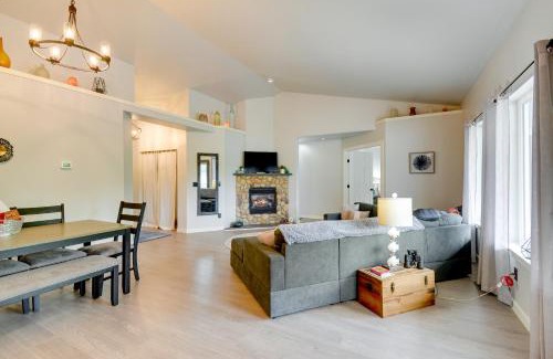 West Hills House | Lakefront Bremerton Vacation Rental with Hot Tub!