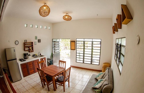 Bacalar House | LAKEFRONT BUNGALOW WITH A/C, KITCHEN & BATHROOM, FOR UP TO 5PAX.