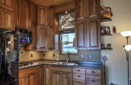 Bayview Cabin | Lakefront Cabin #1-REMOTE, RECOMMEND SUV/TRUCK, PRIMITIVE RD! Lake Pend Oreille