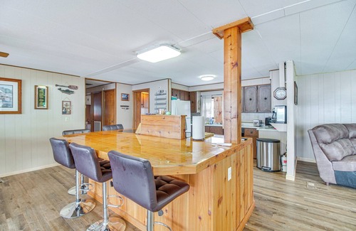 Jay Cabin | Lakefront Cabin in Jay w/Deck, Views & Boat Ramp!