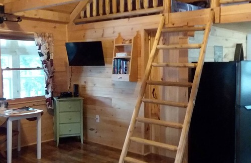 Franklin Cabin | Lakefront Cabin near Acadia National Park