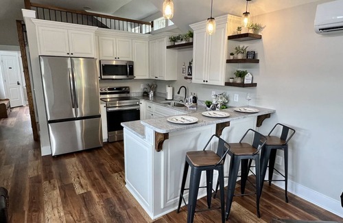 Benson Cabin | Lakefront Cabin
