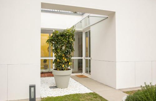 Cadenabbia Apartment | Lakefront Contemporary - by My Home In Como