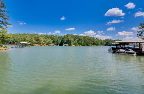 Fair Play House | Lakefront Fair Play Vacation Rental, Pets Welcome!