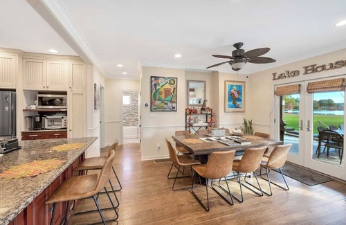 Highland Lake Cottage | Lakefront | Foliage | HotTub | GameRoom | Firepit