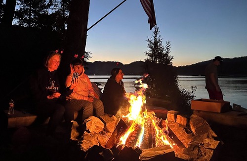Marion House | Lakefront Fun Vacation on the best lake in NW Montana with your own Dock & Beach