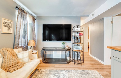 North Chesterfield Apartment | Lakefront Guest Suite Near Richmond