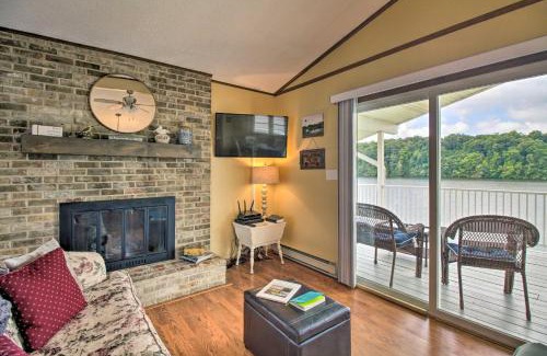 Ingles House | Lakefront Hiwassee Home with Private Dock and Deck!