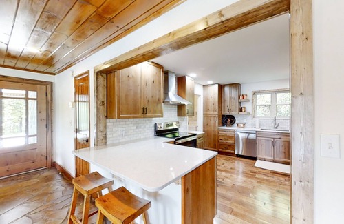 Rock Harbor Cabin | Lakefront home with amazing views, grill, fire pit, private dock, & AC