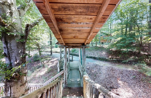 Jackson House | Lakefront home with mountain views, hot tub and access to private 20 acre lake