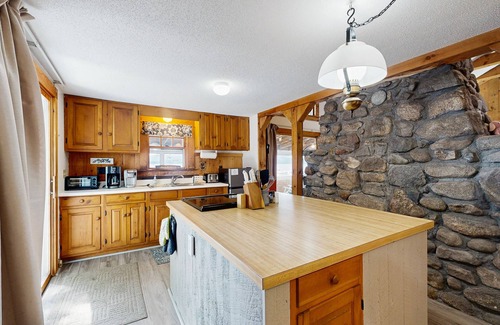 Freedom House | Lakefront home with views, water access for boating & swimming