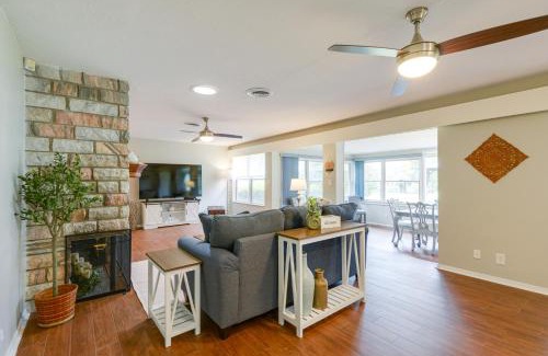 Putnam Hall House | Lakefront Keystone Heights Home with Boat Dock!
