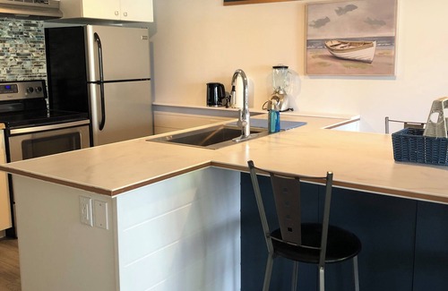 Torrington Apartment | Lakefront Living - Brand New 2-Bedroom Suiten