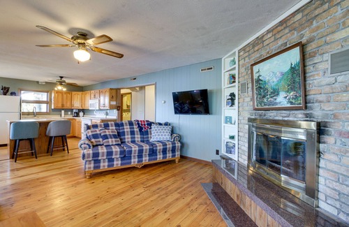 Park Rapids Cabin | Lakefront Park Rapids Cabin w/Grill & Fire Pit!