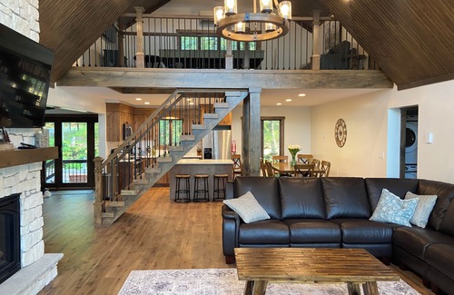 Rowland House | Lakefront Pocono Retreat w/Hot Tub & Game Loft in Masthope