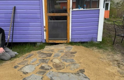 Northwood Cottage | Lakefront Purple Cottage
