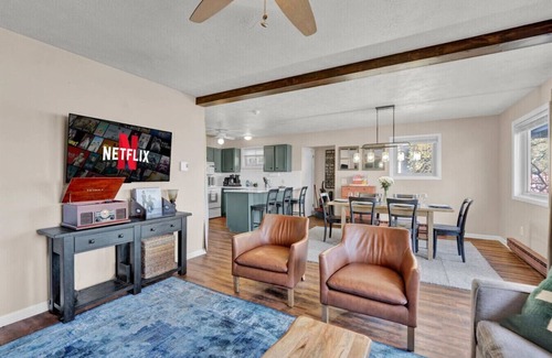 Tobyhanna Cottage | Lakefront Retreat | Hot Tub, Fire Pit & Private Beach