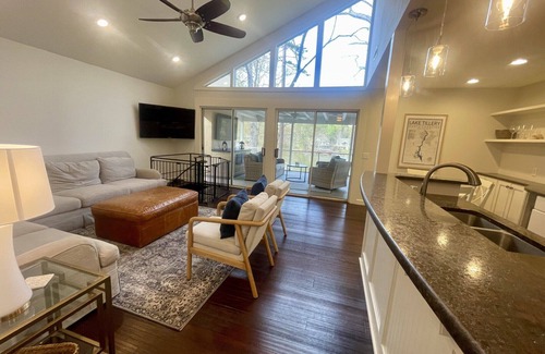 Mount Gilead House | Lakefront Retreat on Lake Tillery – Cozy family Getaway with Dock & Scenic Views