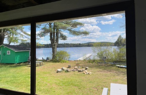 Northwood Cottage | Lakefront Salmon Cottage