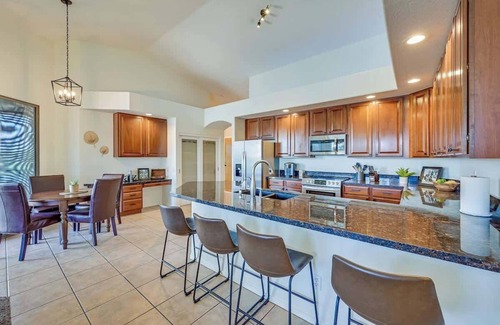 Chandler House | Lakefront w/Sunsets & Private Heated Pool | Golf | BBQ