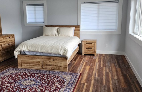 East Renton Highlands House | LakeHouse Getaway