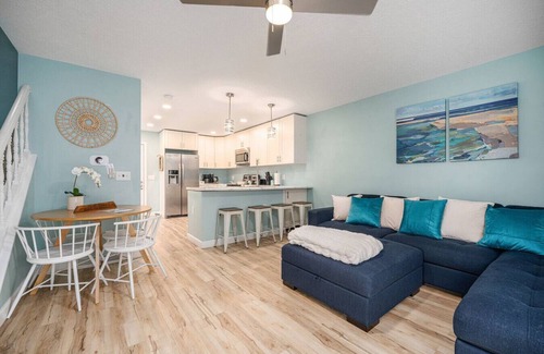 South Gull Lake House | Lakehouse Suite in Richland