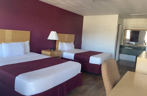 Westlake Corner Hotel | Lakeinn