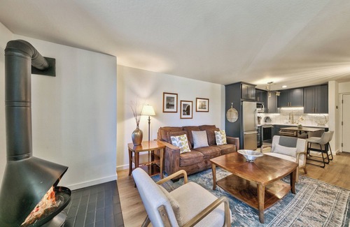 South Lake Tahoe Condo | Lakeland Village #215 - Alpine Escape 1BR, Hot Tub