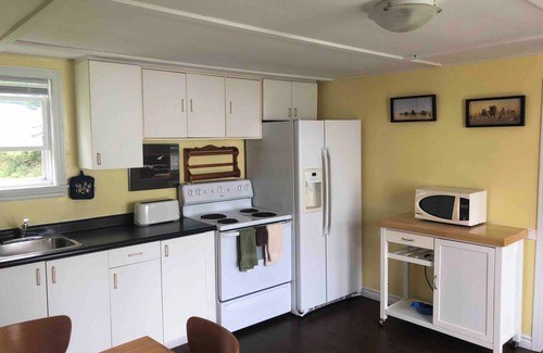 Yarmouth Hotel | Lakelawn B&B Motel