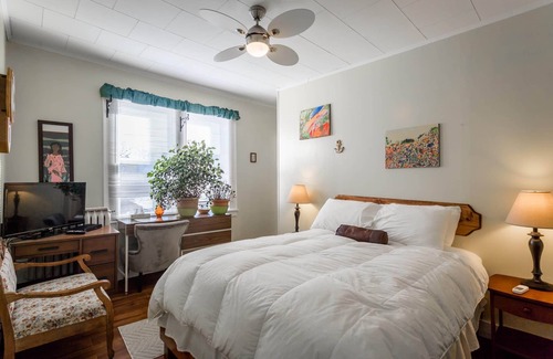 Yarmouth Hotel | Lakelawn B&B Motel