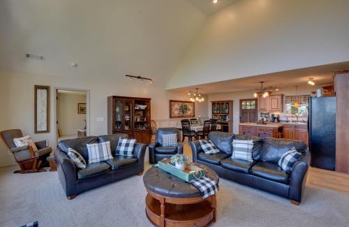Lakemont House | Lakemont Retreat Game Room, Hot Tub, and Mtn Views!