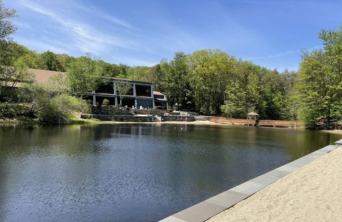 Torrington House | Lakeridge Litchfield Resort Townhome Pool Tennis Skiing