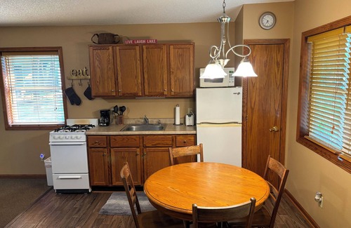 Manchester Cabin | Lakeside Cabin 3: Perfect Retreat at Enriched Cabins & Resort on Lake Delhi