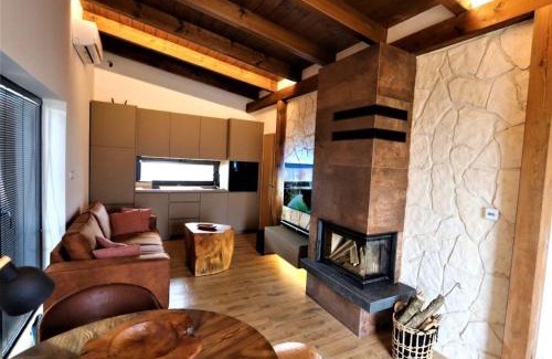 Moravany nad Vahom Ski Chalet | Lakeside Cottage with Sauna and Pool