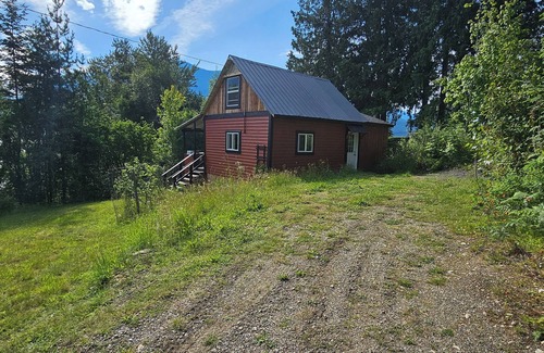Kaslo Cottage | Lakeside Cottage at Paradise Hills