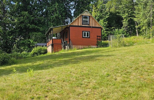 Kaslo Cottage | Lakeside Cottage at Paradise Hills