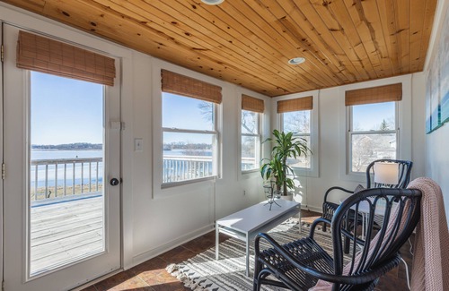 Wind Lake Cottage | Lakeside Cottage with Inspiring Views! Master Bedroom & Lakeside Decks!
