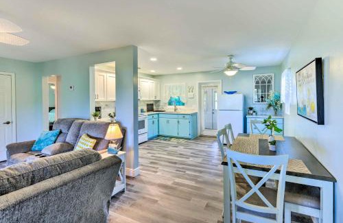 Crescent City House | Lakeside Crescent City Cottage Boat and Dock!