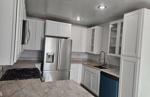 Lake Elsinore House | Lakeside Escape, Cozy Getaway