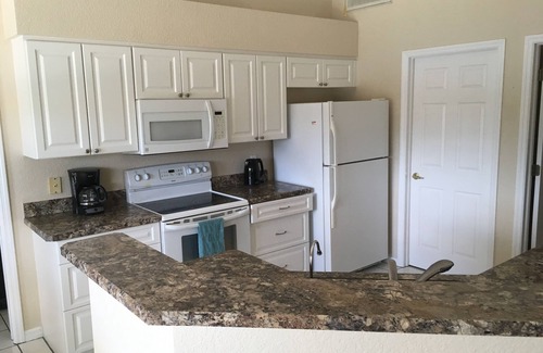 Long Meadow Villa | Lakeside home on golf course - south facing pool & deck - Rotonda West, Florida