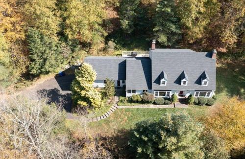 Brookfield House | Lakeside Home